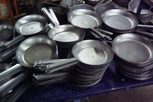 Load image into Gallery viewer, Fry Pans / Sautee Pans in Carbon Steel (black steel)